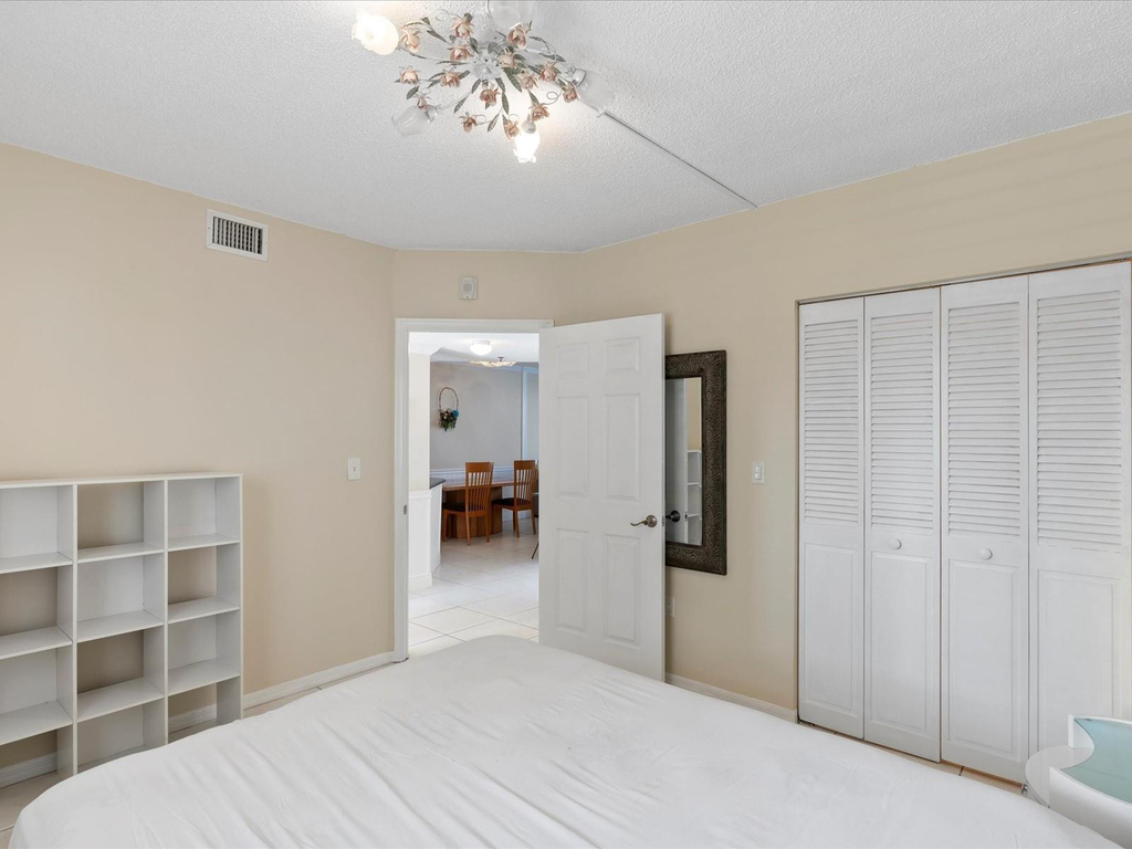 18260 N Bay Road - Photo 29