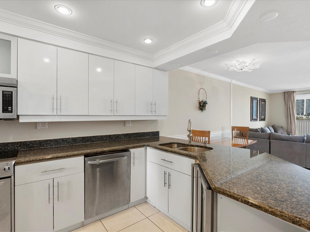18260 N Bay Road - Photo 6