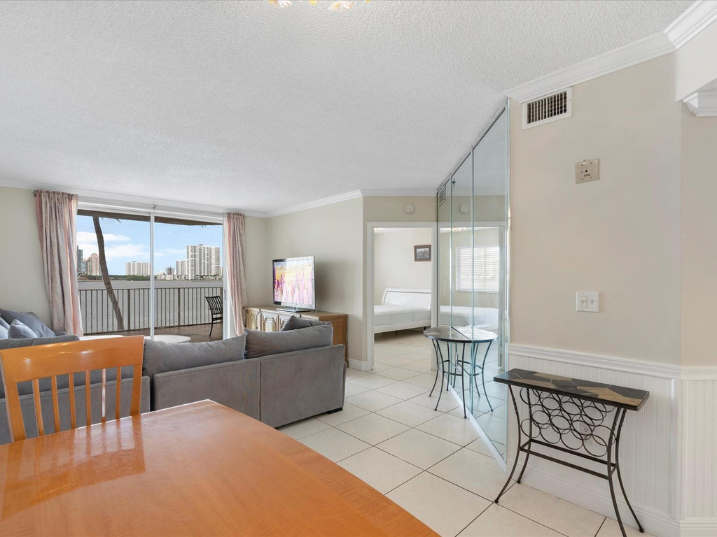 18260 N Bay Road - Photo 23