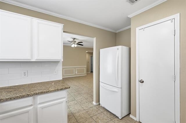 7733 Liz Lane - Photo 10