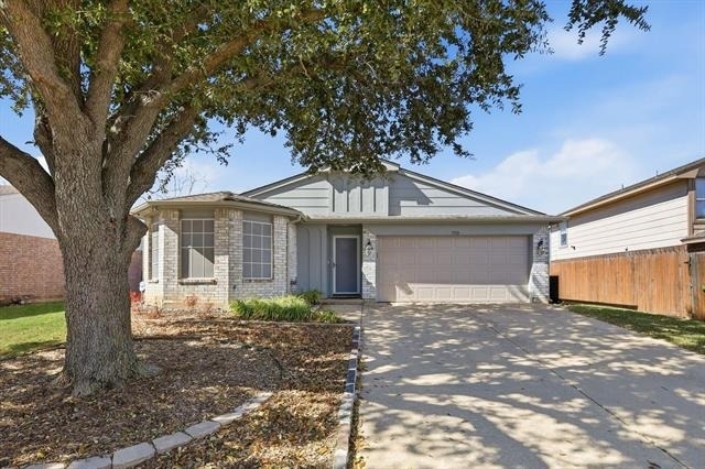 7733 Liz Lane - Photo 1