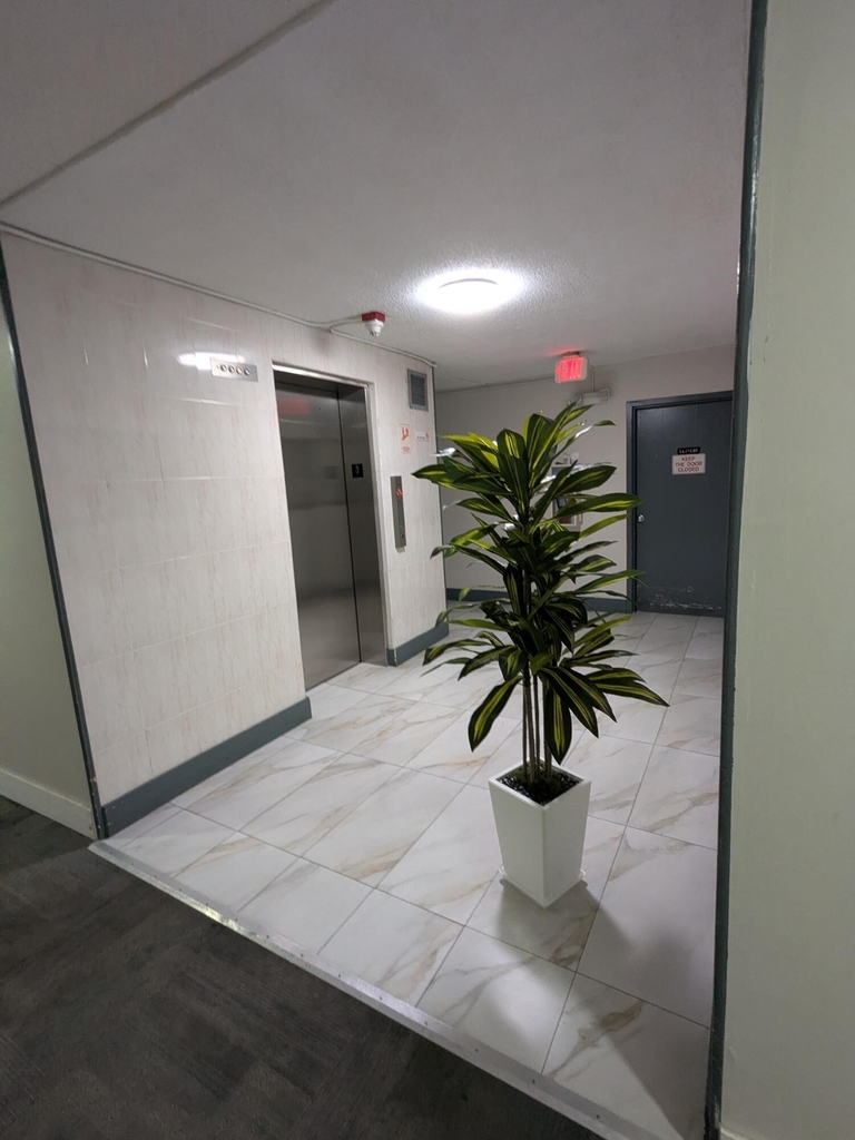 1250 Ne 125th Street - Photo 29