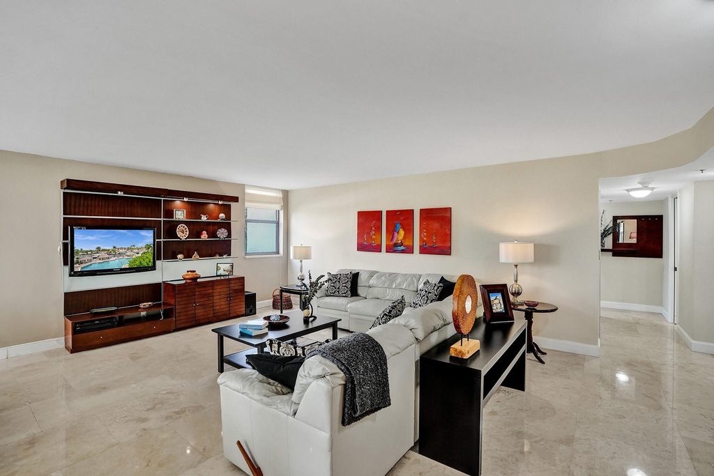 1361 S Ocean Bl - Photo 11