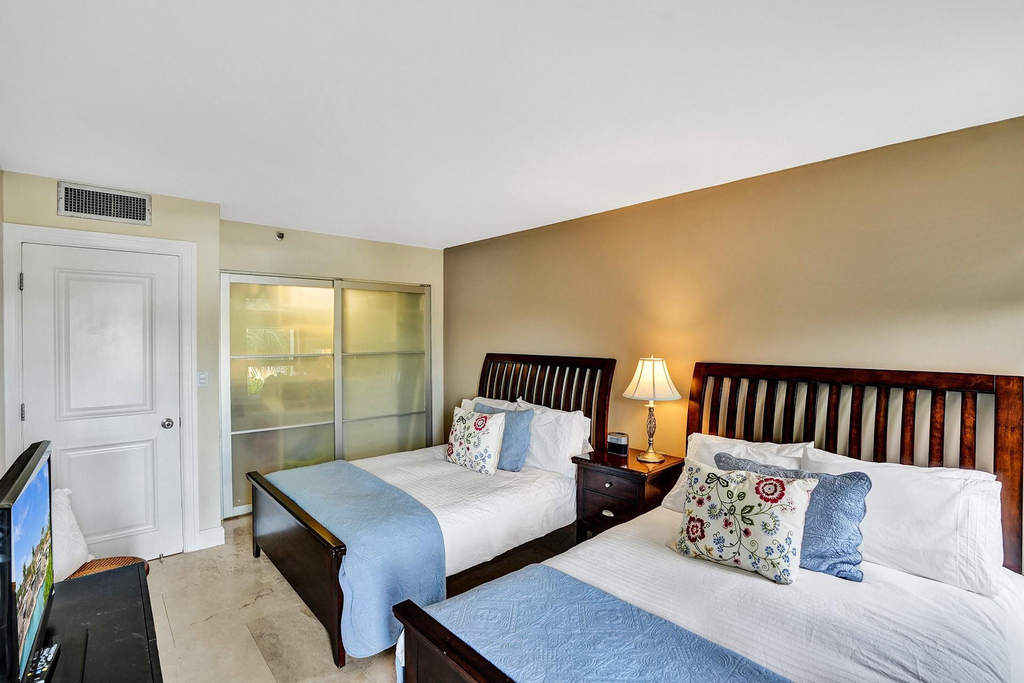 1361 S Ocean Bl - Photo 33