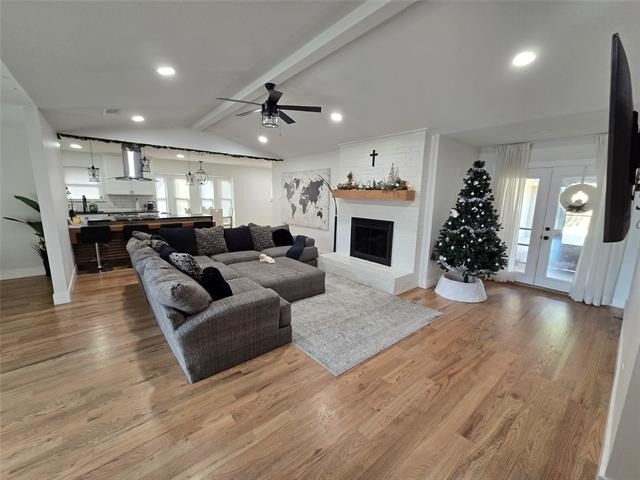 5509 Edgewater Circle - Photo 2