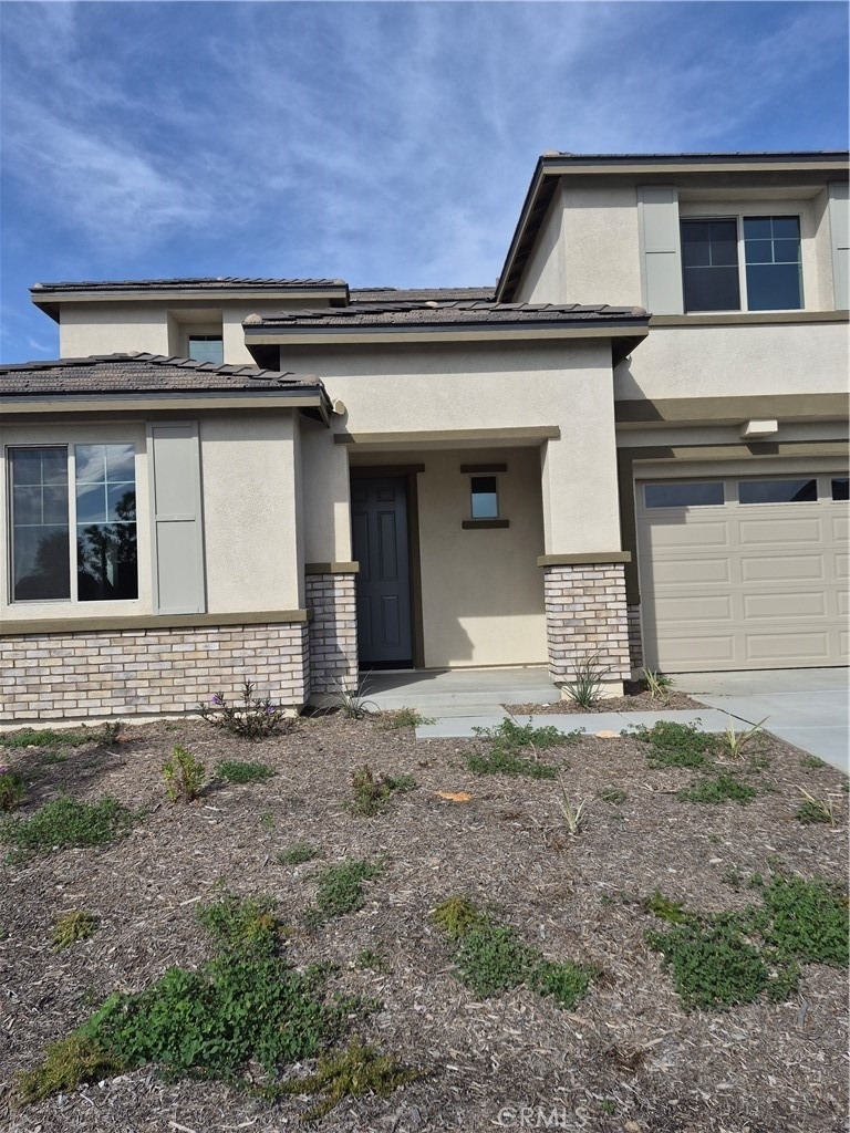 748 Spyglass Court - Photo 0