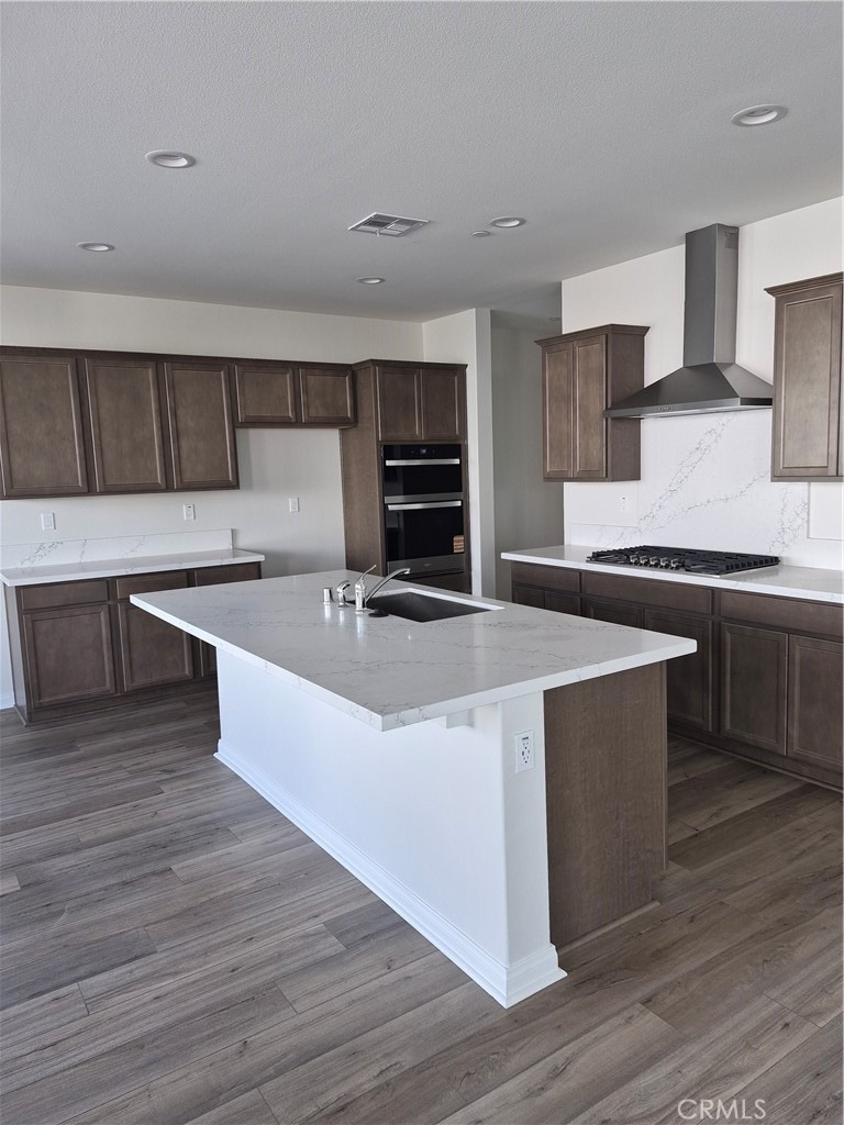 748 Spyglass Court - Photo 2