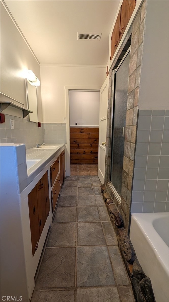 546 Griswold Avenue - Photo 21