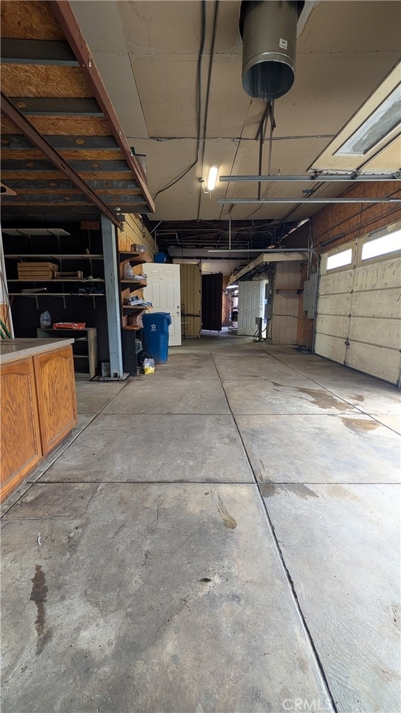 546 Griswold Avenue - Photo 31