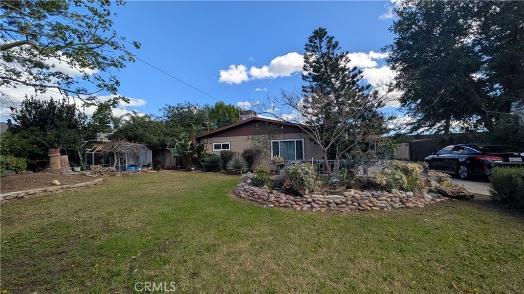 546 Griswold Avenue - Photo 0