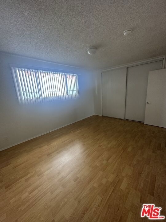 11525 Rochester Avenue - Photo 11