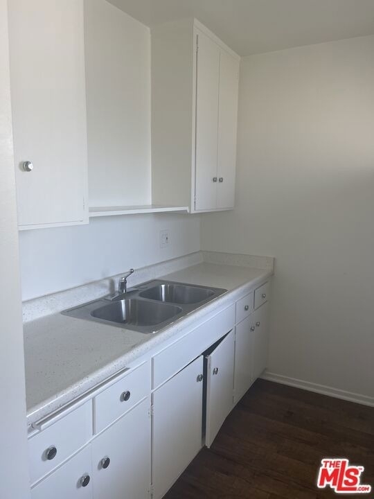 3686 S Centinela Avenue - Photo 3
