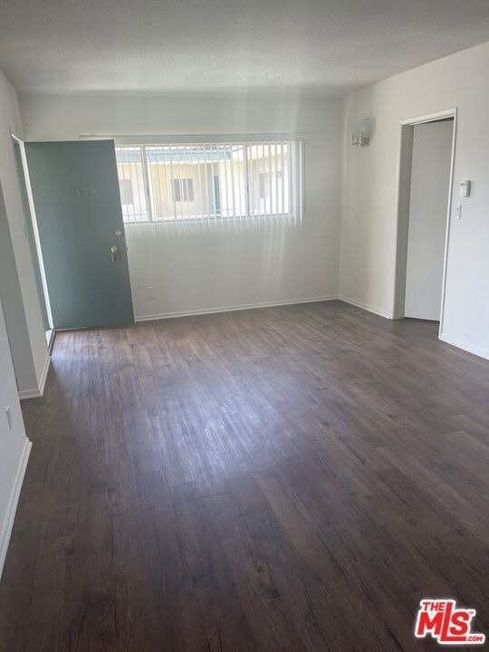 3686 S Centinela Avenue - Photo 2