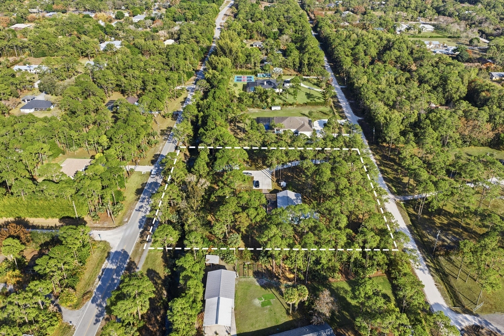 12863 159th Court N - Photo 33