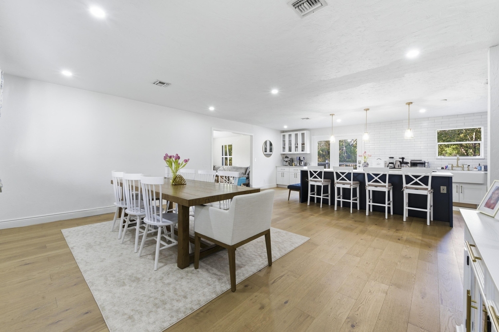 12863 159th Court N - Photo 6