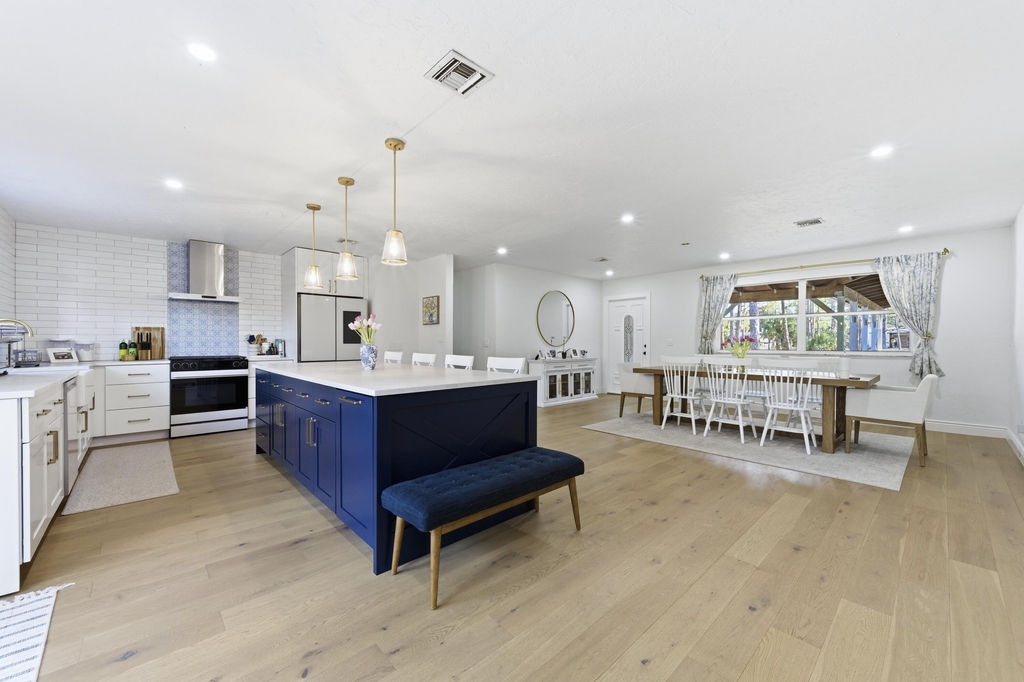 12863 159th Court N - Photo 8
