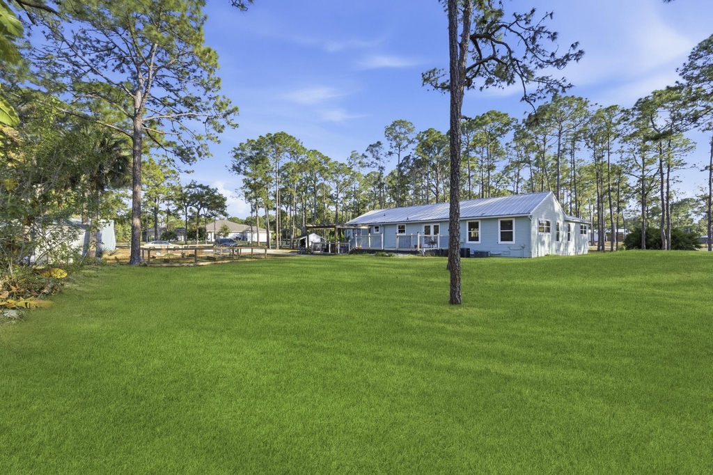 12863 159th Court N - Photo 32