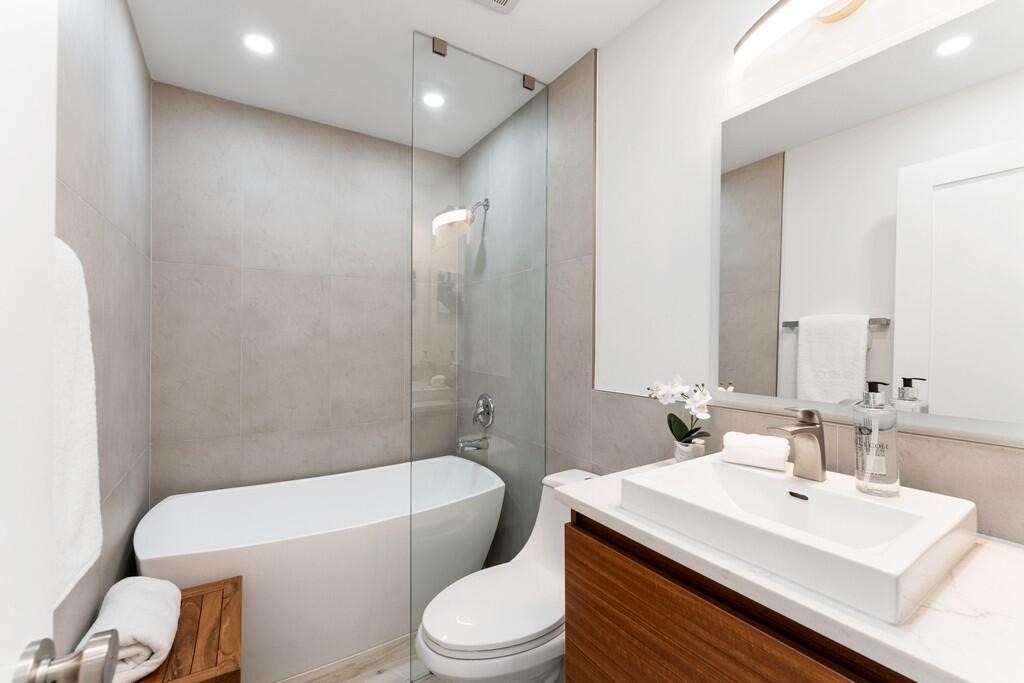2051 Ne Ocean Boulevard - Photo 10