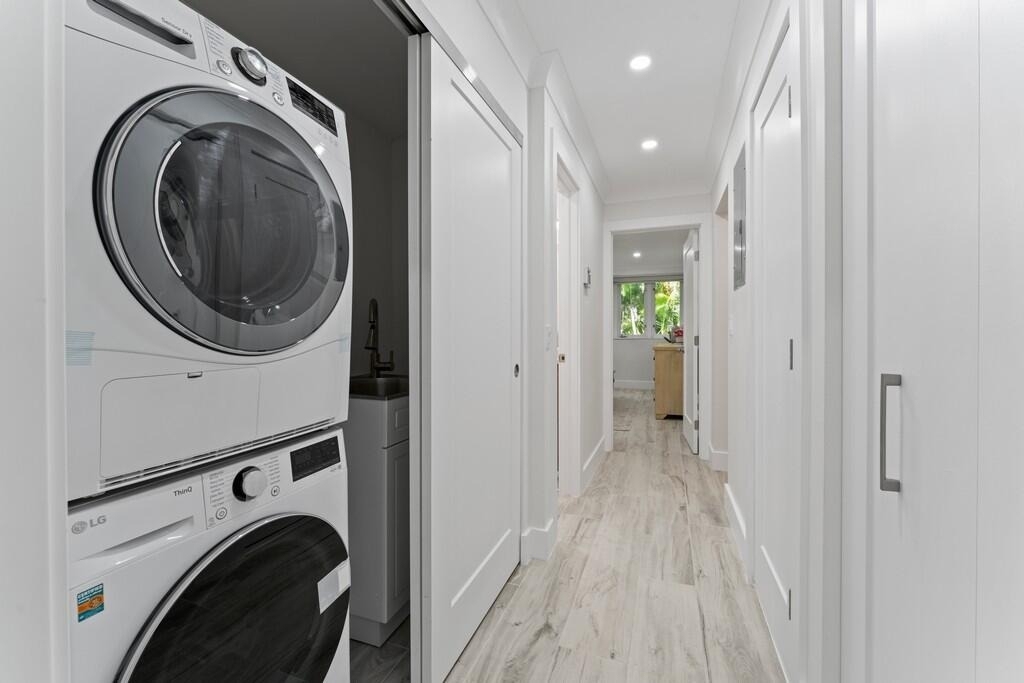 2051 Ne Ocean Boulevard - Photo 11