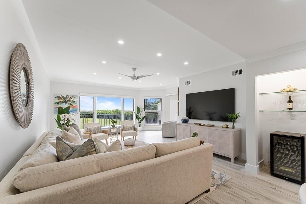 2051 Ne Ocean Boulevard - Photo 3