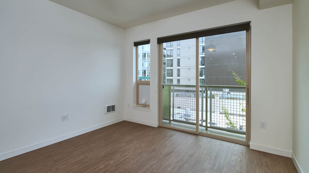 4715 42nd Ave Sw - Photo 20