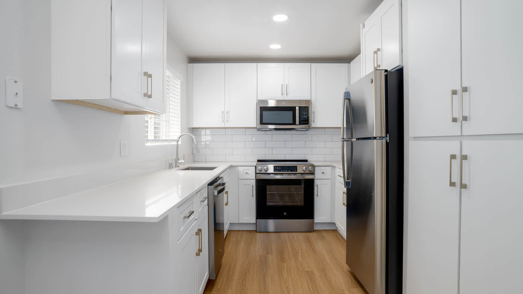 15640 Bernardo Center Dr. - Photo 36