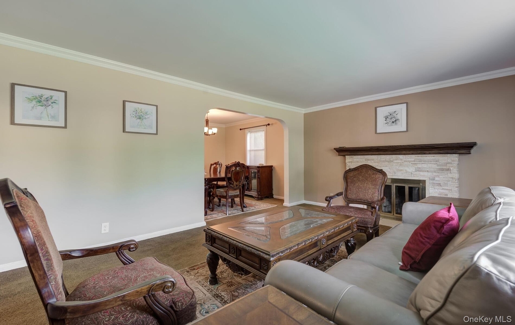 74 Mulberry Avenue - Photo 3