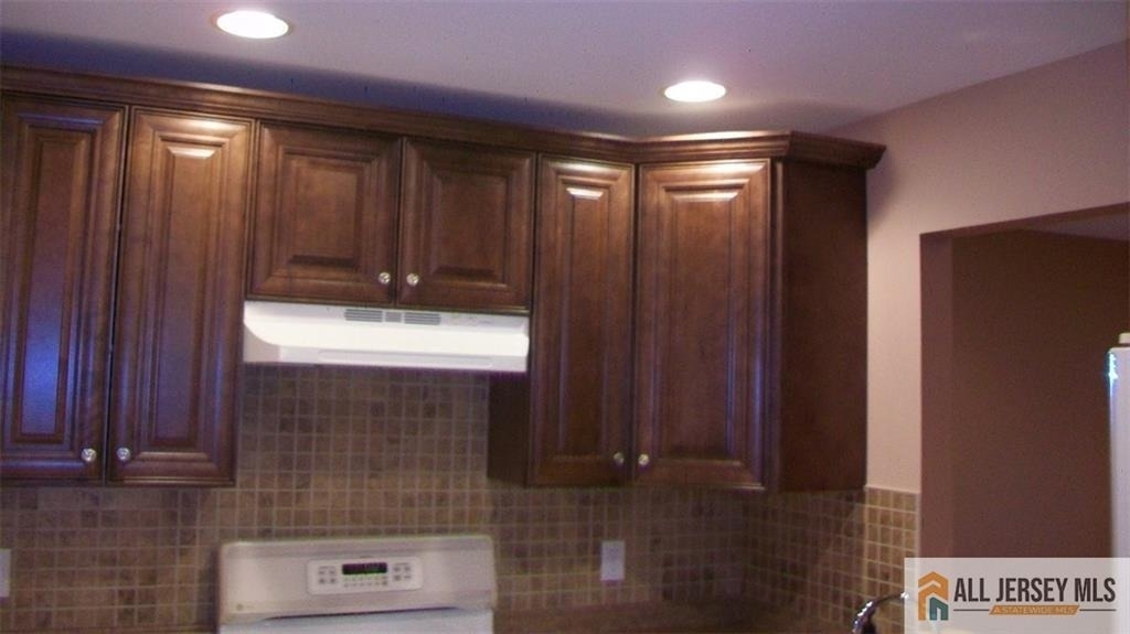 1209 Harbor Club Drive - Photo 2