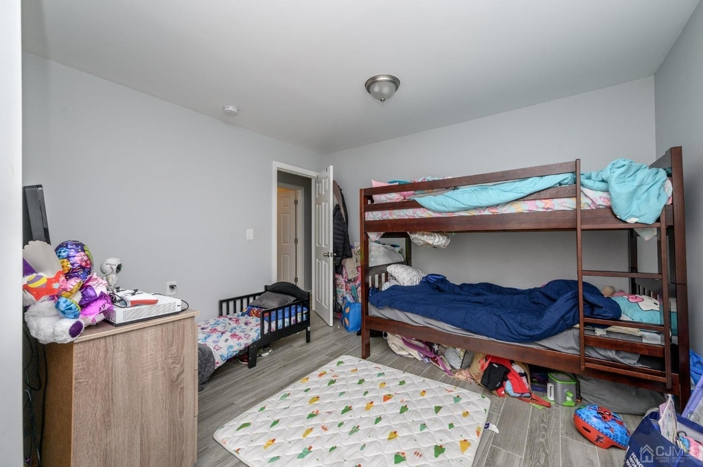 405 Main Street - Photo 17