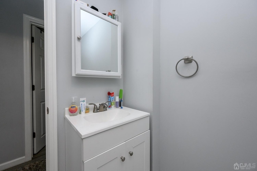 405 Main Street - Photo 12