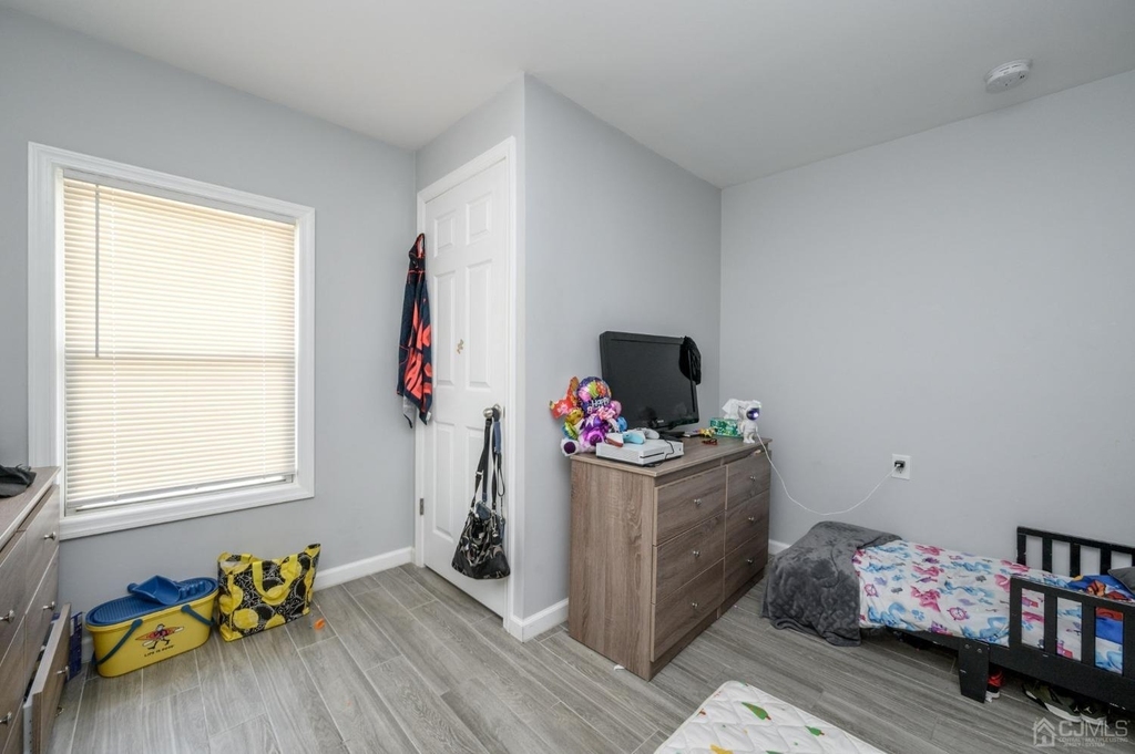 405 Main Street - Photo 18