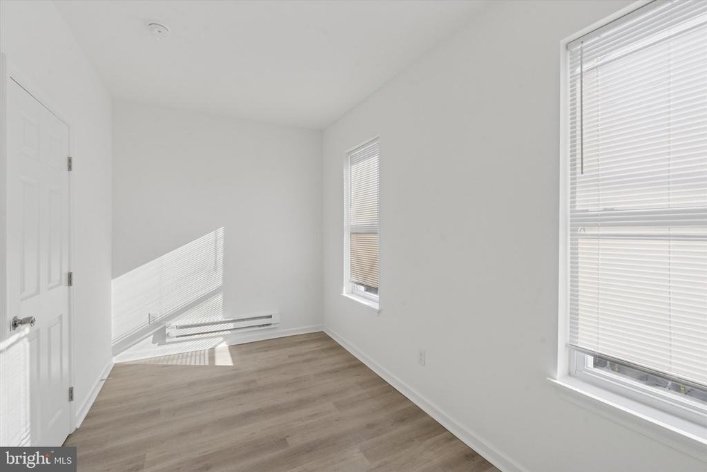 3827 Cambridge Street - Photo 6