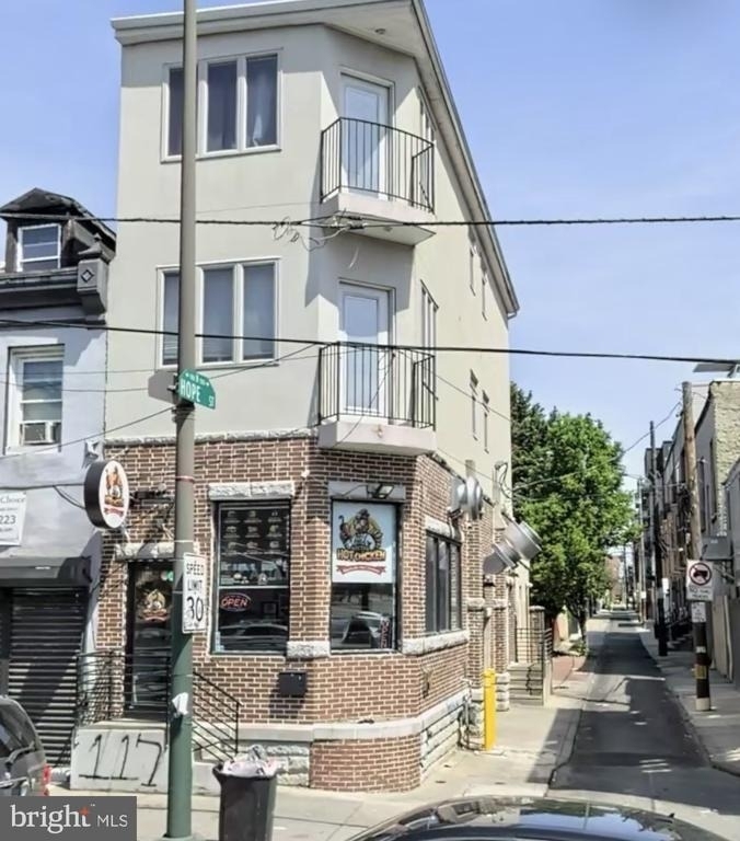 117 W Girard Avenue - Photo 10