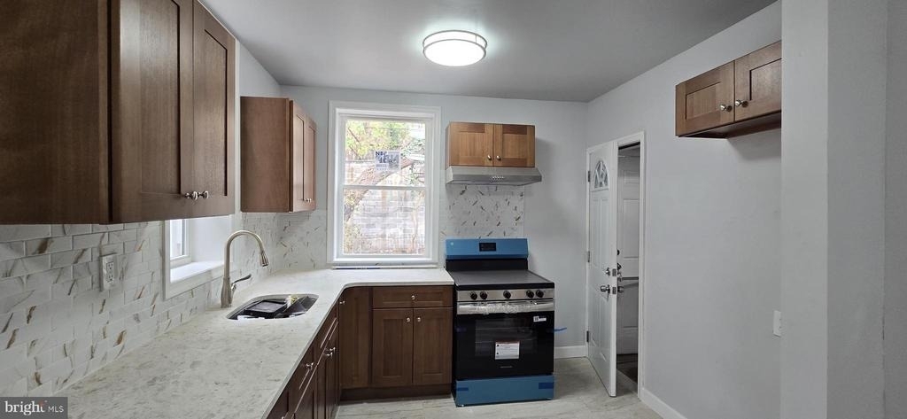 1411 W Loudon Street - Photo 39