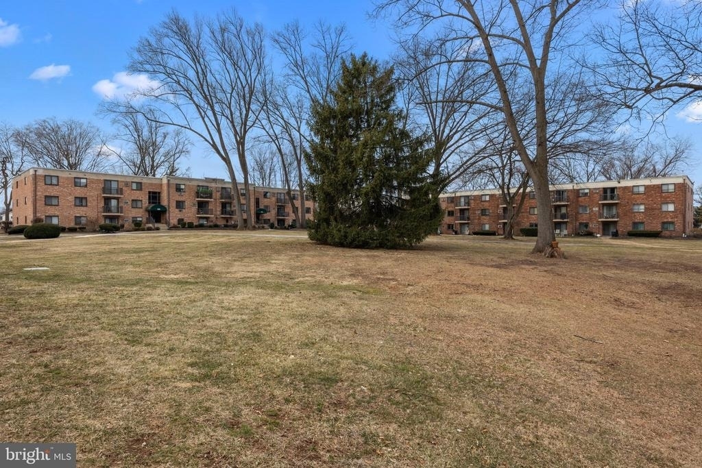 1575 W Street Road - Photo 16