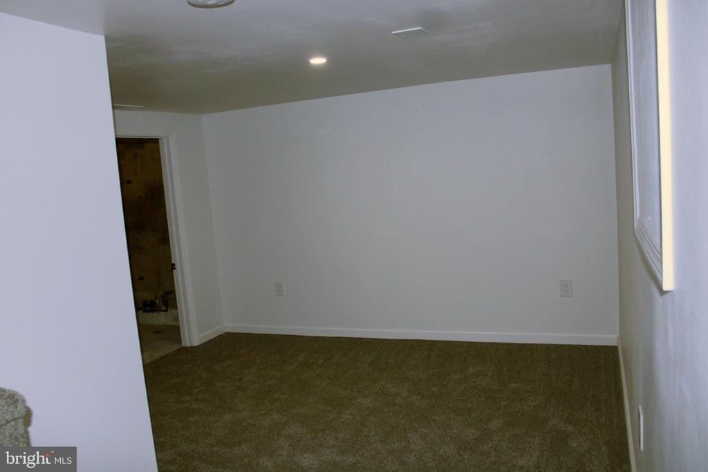 201 University Boulevard - Photo 20