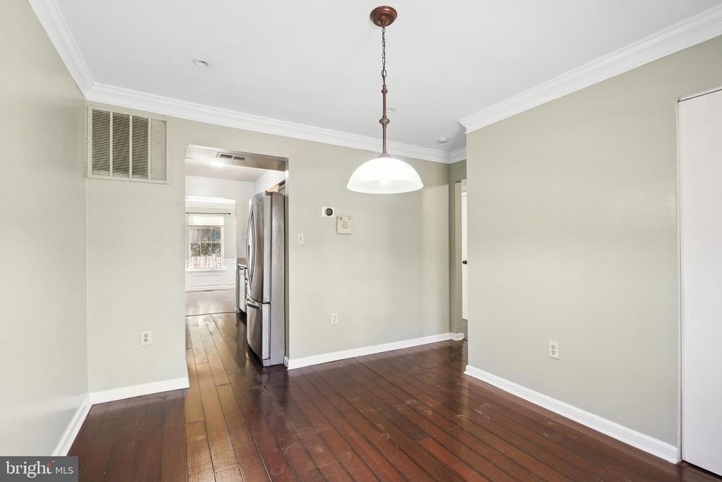9063 Congress Place - Photo 3