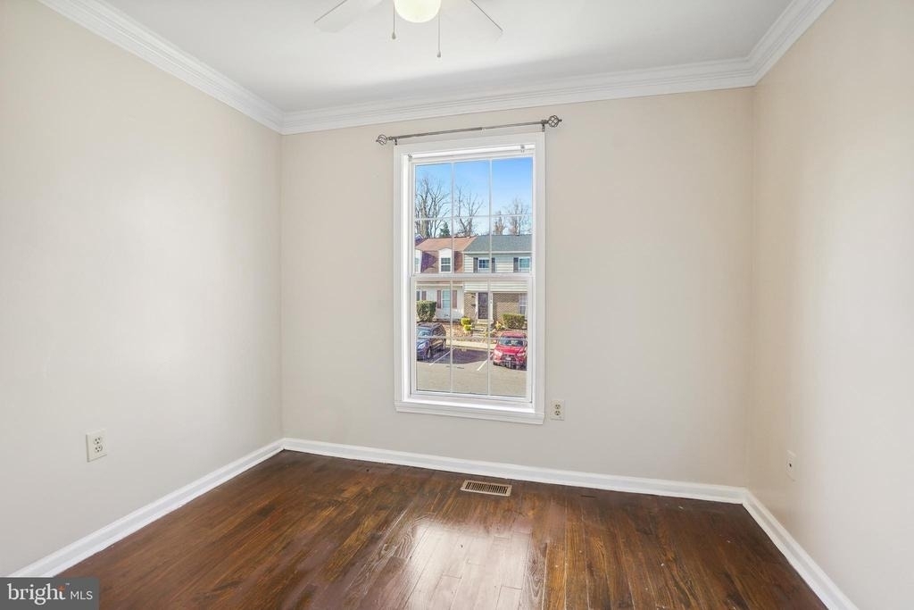 9063 Congress Place - Photo 14