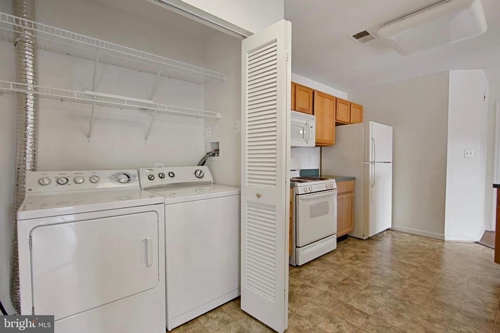 502 Bradley Court - Photo 17