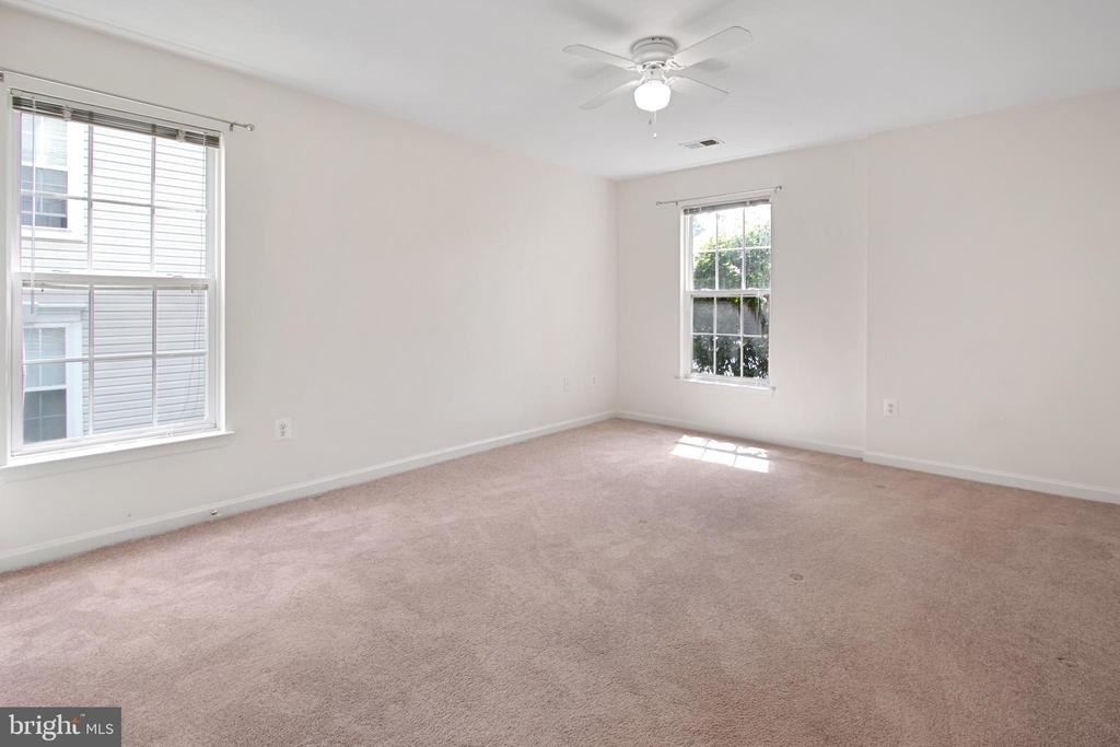 502 Bradley Court - Photo 27