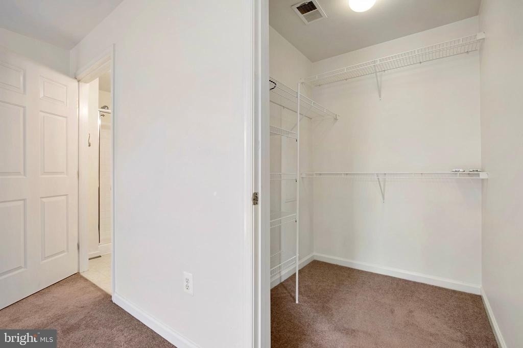 502 Bradley Court - Photo 32