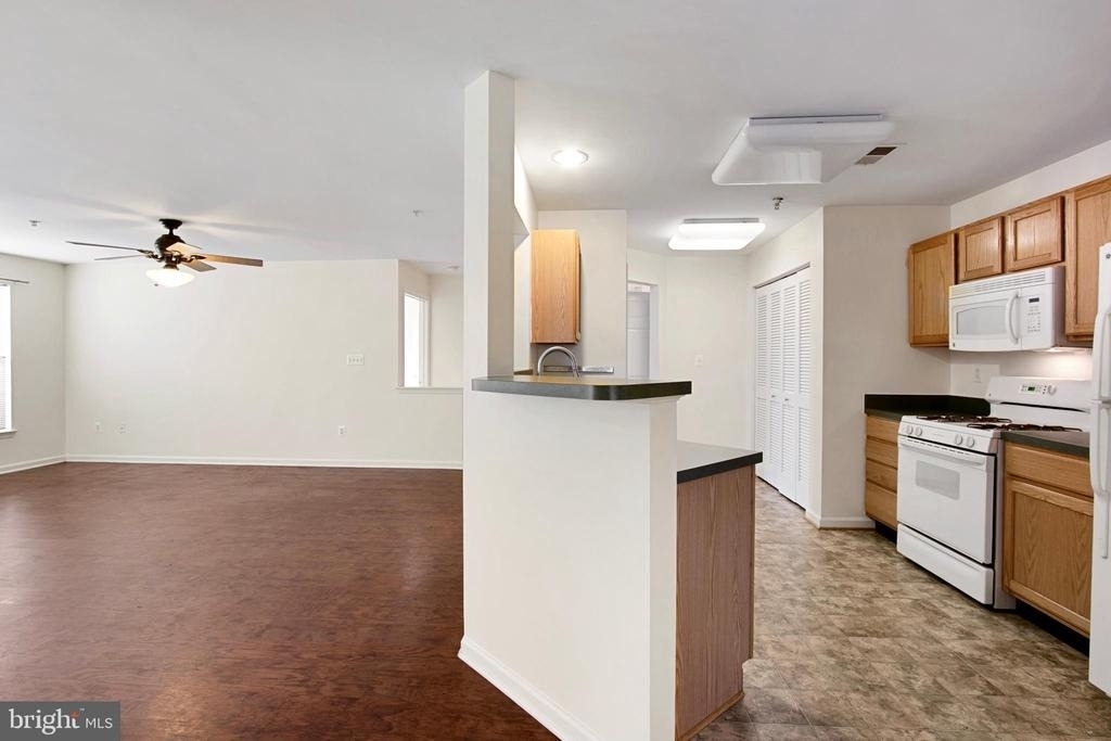 502 Bradley Court - Photo 22