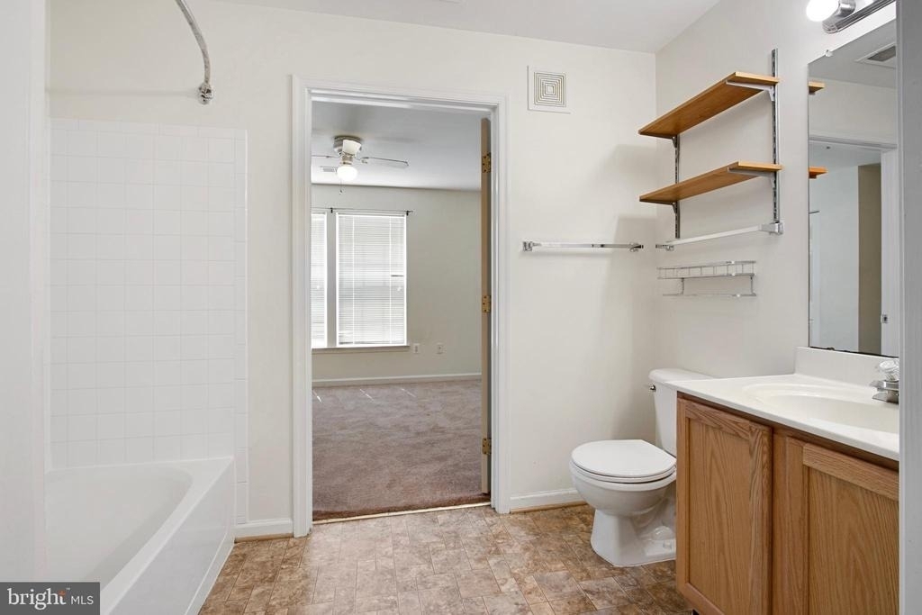 502 Bradley Court - Photo 36
