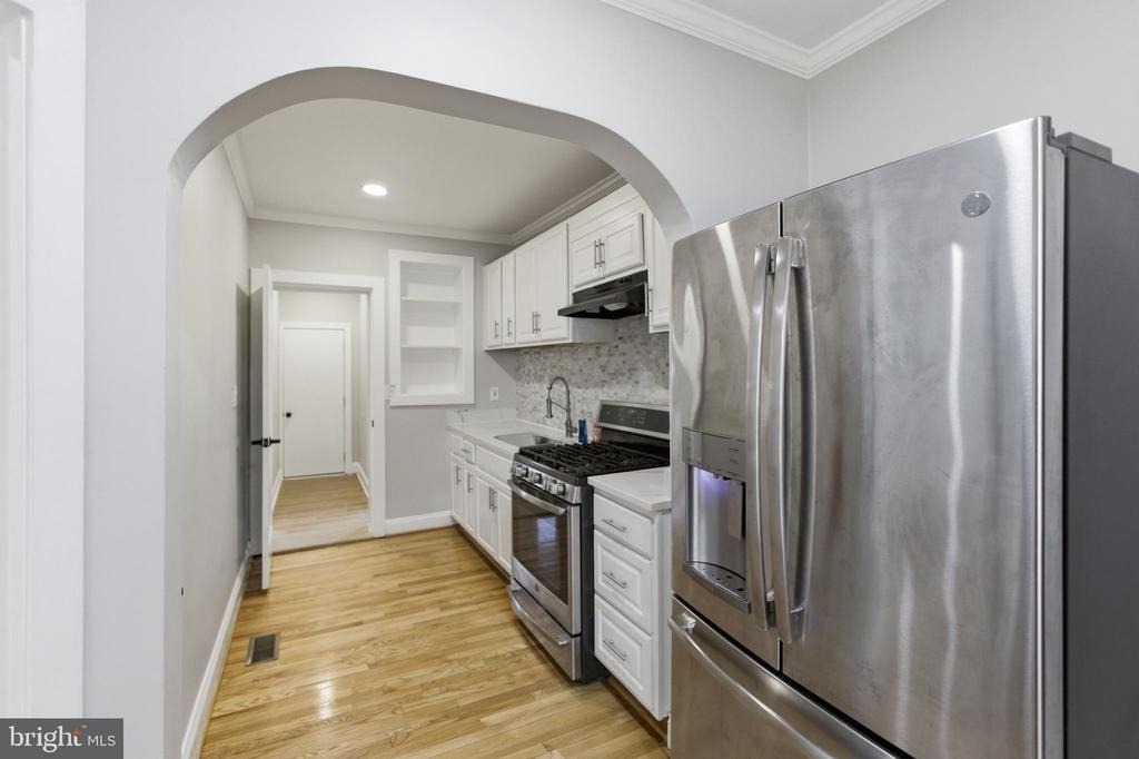 1250 Holbrook Terrace Ne - Photo 9