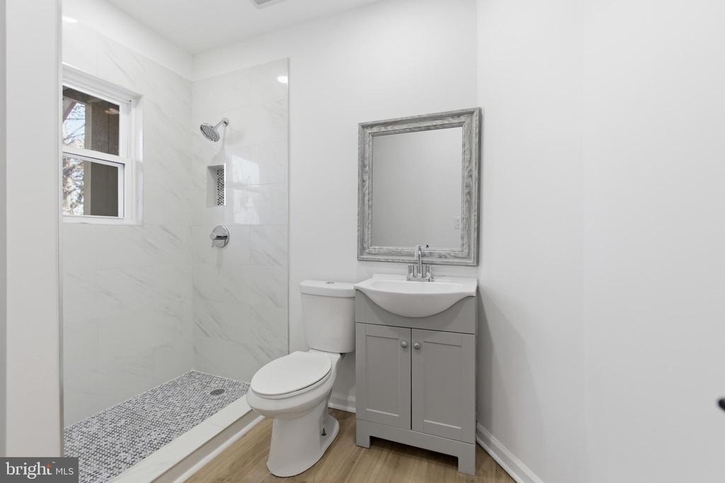1250 Holbrook Terrace Ne - Photo 11