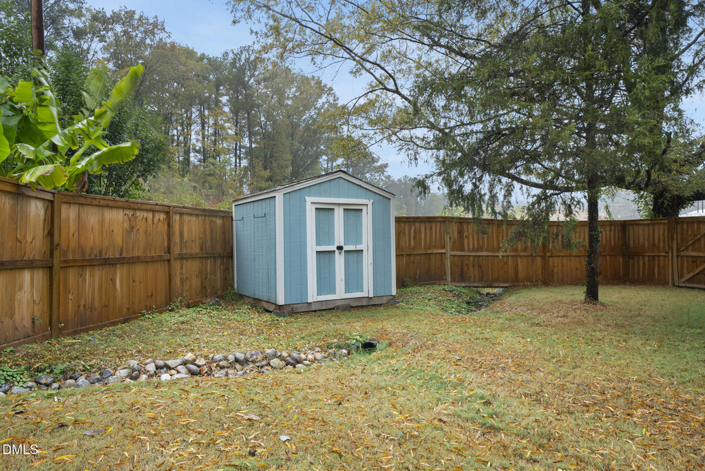 1002 Bacon Street - Photo 27