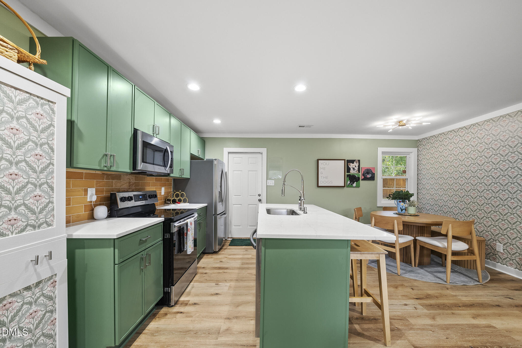 1002 Bacon Street - Photo 6