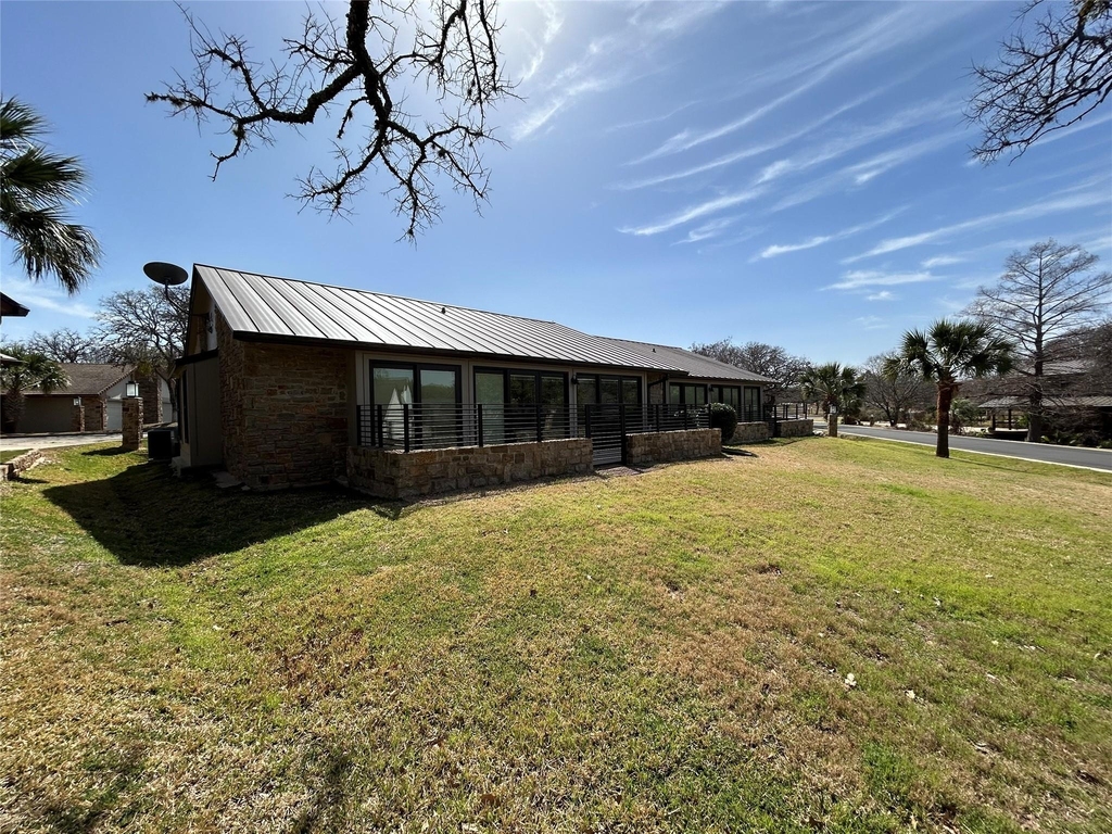 100 Bay Point Dr - Photo 11