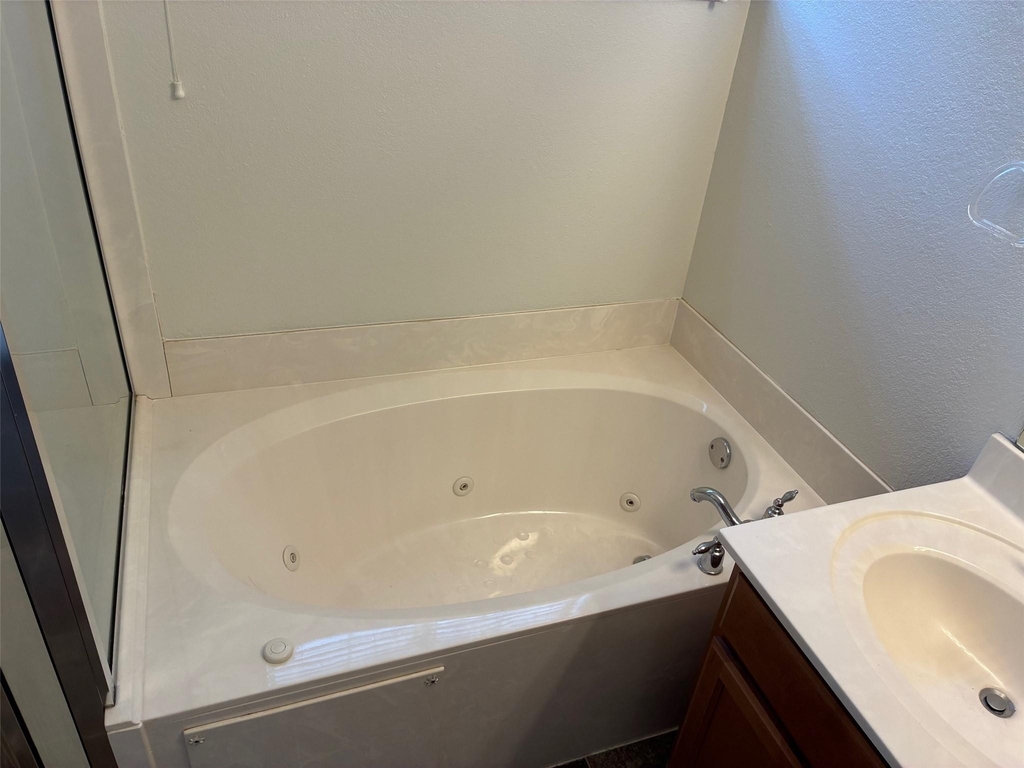 9201 Brodie Ln - Photo 13
