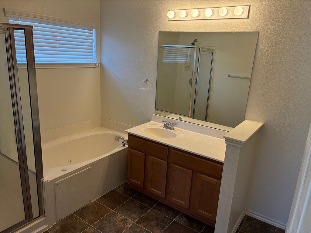 9201 Brodie Ln - Photo 12